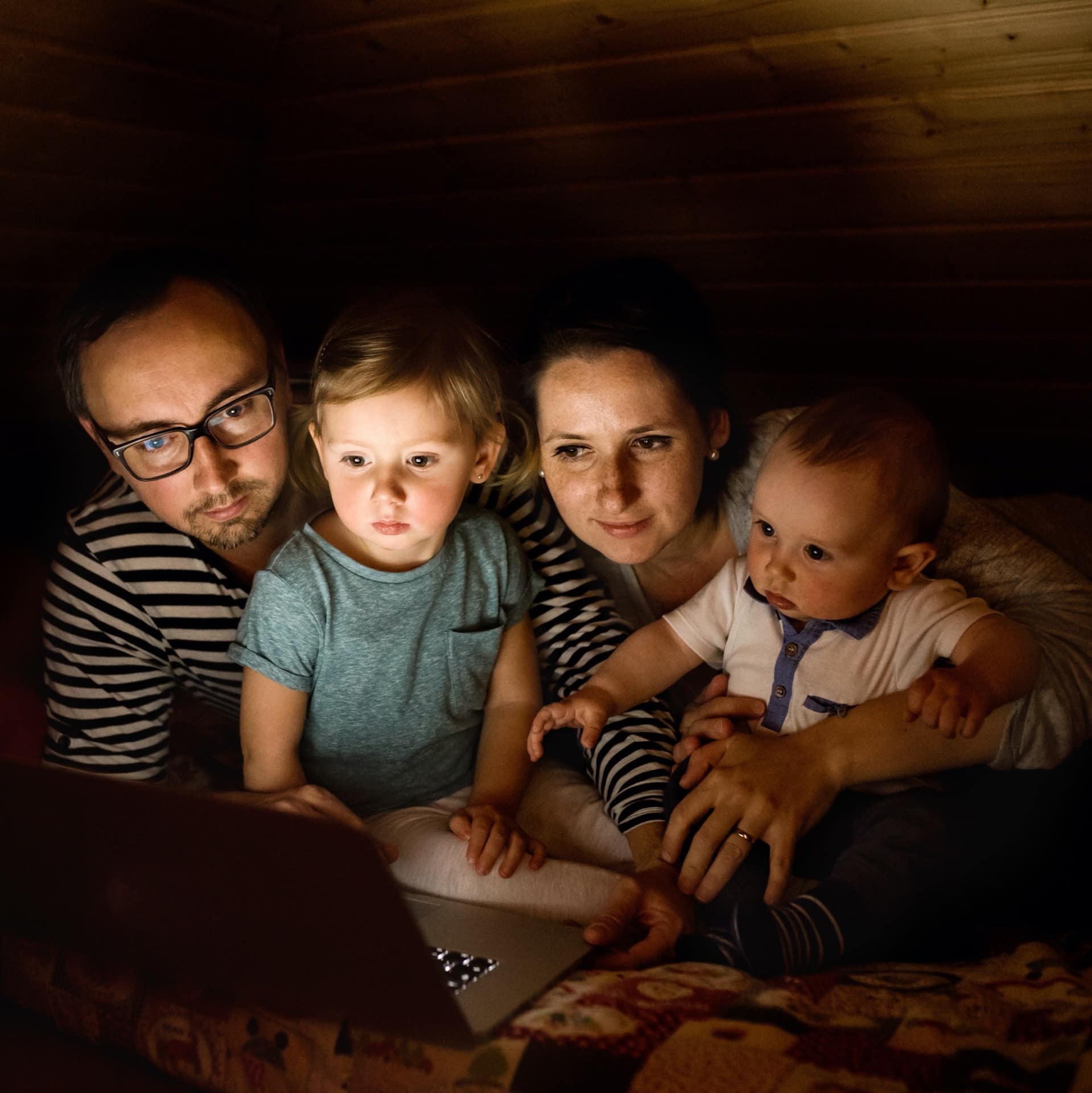 7 Ways to Fight Boredom and Entertain the Family